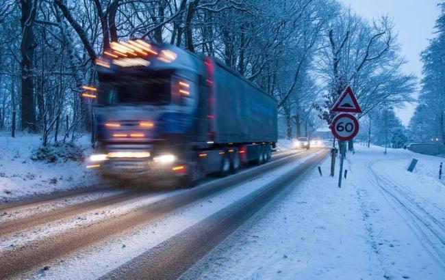 Въезд крупногабаритного транспорта в Киев завтра будет ограничен