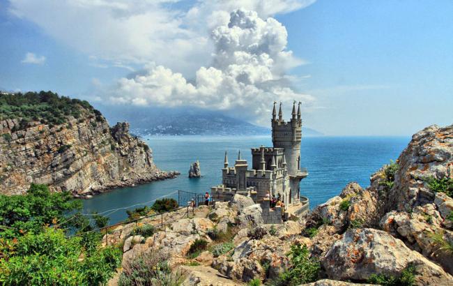 Все перевозки из оккупированного Донбасса в Крым являются нелегальными, - МИУ