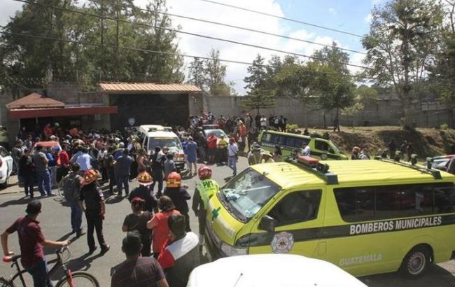 Пожежа в дитячому притулку в Гватемалі: кількість загиблих зросла до 35