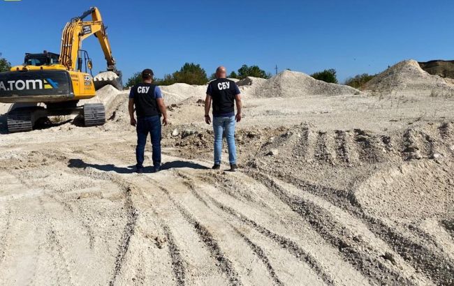 В Винницкой области экс-чиновник устроил схему добычи извести на 150 млн гривен