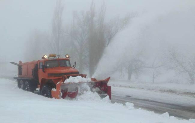 Негода в Україні: проїзд дорогами державного значення забезпечено