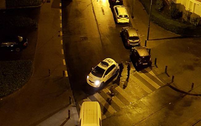 В Брюсселе вооруженный мужчина захватил 15 заложников в супермаркете