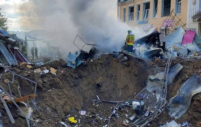 Оккупанты ударили по центральному рынку Бахмута: названы последствия