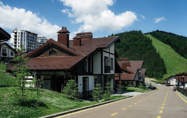 Буковель чи Балі: куди краще інвестувати в нерухомість та як вибрати об'єкт