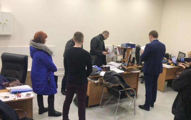 Группа экс-чиновников присвоила земельный участок госпредприятия под Киевом стоимостью 120 млн гривен