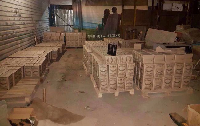 Под Киевом ликвидировали производство контрафактного алкоголя