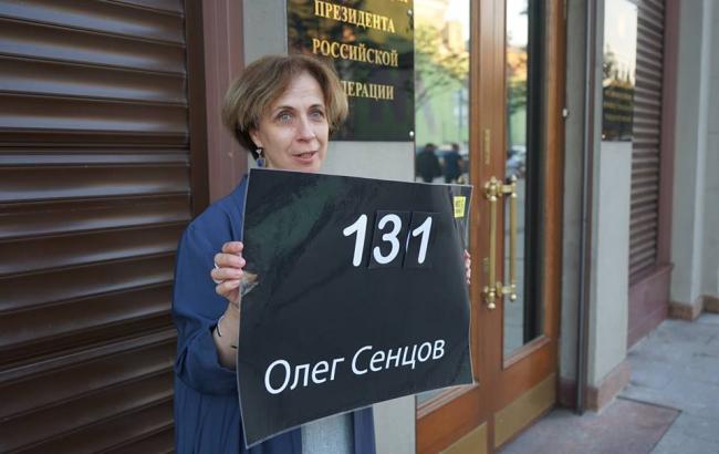 Правозащитница провела одиночный пикет под АП РФ