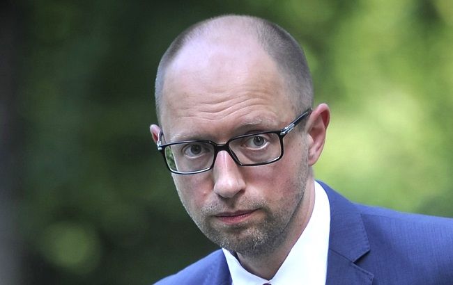 Выступление Яценюка в Раде: премьер-министр отчитывается за год работы