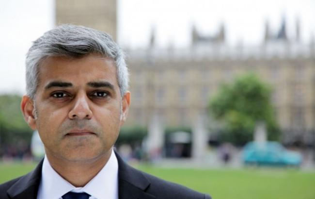 Мэром Лондона впервые избран мусульманин Садик Хан