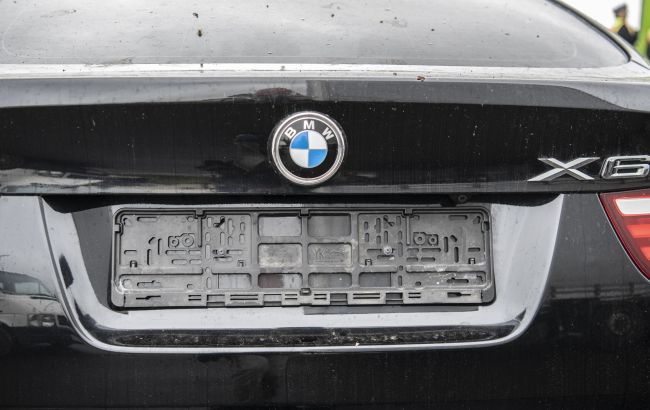 Їздити невигідно: які штрафи за водіння без номерів в Україні