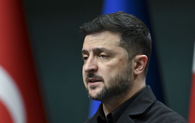 Зеленський заінтригував активізацією мирних процесів: війна має завершитися