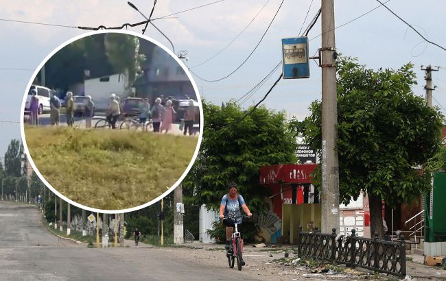 В Лисичанске жители вынуждены стоять в огромных очередях за хлебом из-за оккупантов (видео)