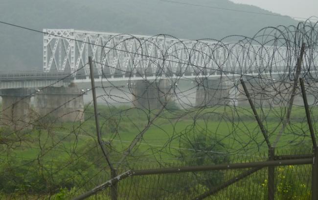 У ДНР запропонували створити демілітаризовану зону в донецькому аеропорту і Щасті