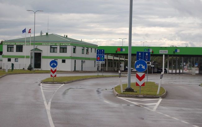 Эстония отправляет патрульных в Литву для усиления контроля на границе с Беларусью