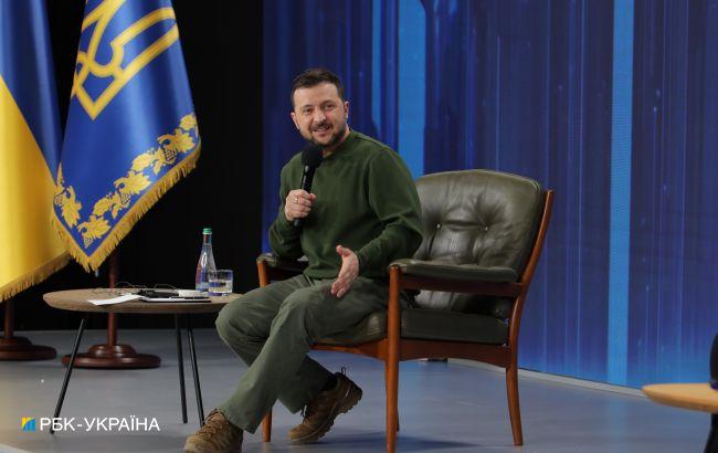 Зеленський про переговори з Путіним: у нього немає мобілки, а з телеграфом я не працюю