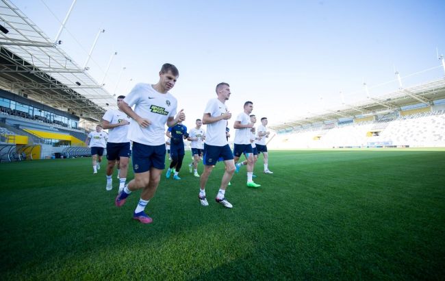 Із ким "Дніпро-1" гратиме в Лізі конференцій: повний розклад матчів української команди