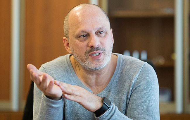 Аласанія буде працювати головою НСТУ ще два тижні