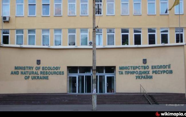 Мінекології заперечує затримку суден з аміаком в порту "Южний"