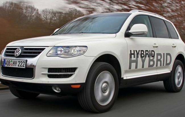 Україна зняла спецмита з імпорту гібридних автомобілів