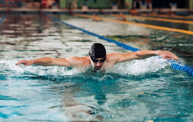 Без спа-зон и полотенец: правила работы бассейнов и спортзалов