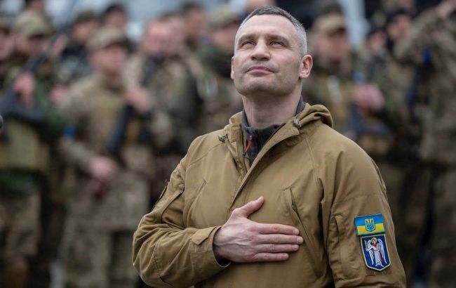 "Як ніколи знаємо ціну своєї свободи". Кличко привітав українців з Днем гідності та свободи