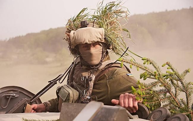 Бойовики вдень 13 разів обстріляли позиції ООС