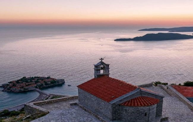 Власти Черногории с завтрашнего дня смягчают противоэпидемиологические меры