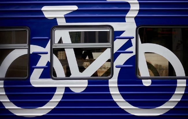 Укрзалізниця представила новий поїзд електрички: як він виглядає, і що там є