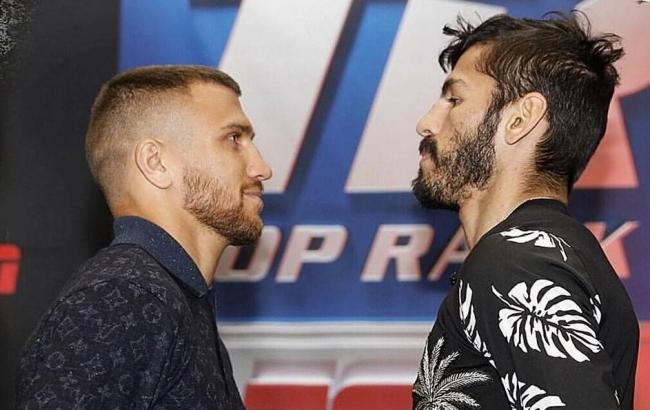 Ломаченко и Линарес провели первую дуэль взглядов перед боем