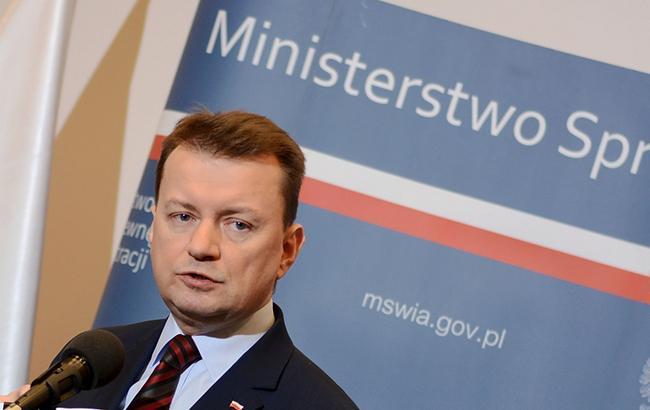 Мир имеет дело с восстановлением российской империи, - министр обороны Польши