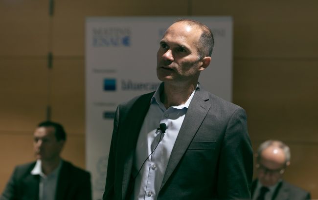 В Іспанії знову заявили, що російські нафтопродукти потрапляють до Європи в обхід санкцій