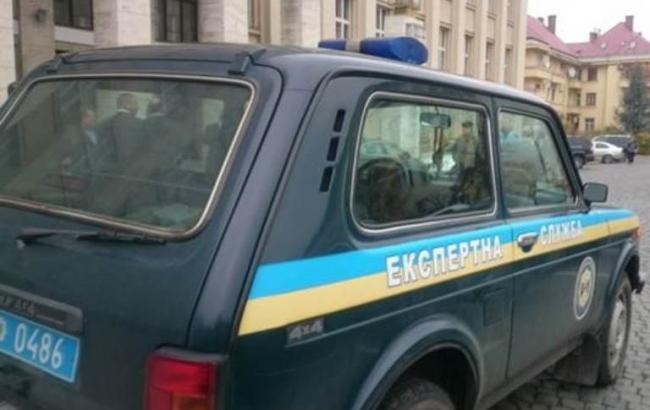 Поліція не знайшла вибухівку в сесійній залі Закарпатської облради