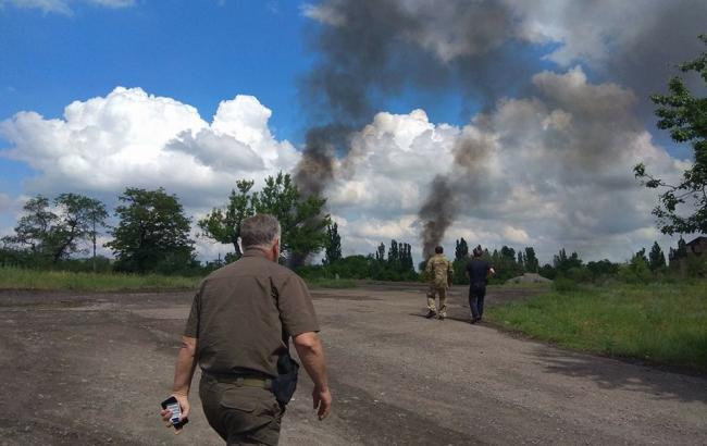Обстрел окрестностей Торецка продолжается, есть раненые среди военных
