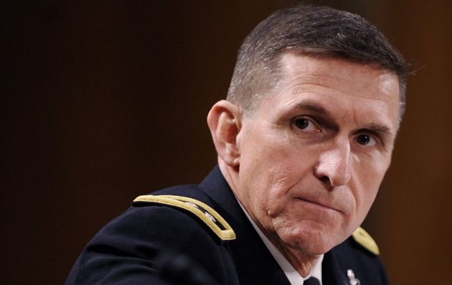 Білий дім не бачить "нічого поганого" у розмові екс-радника Трампа з послом РФ