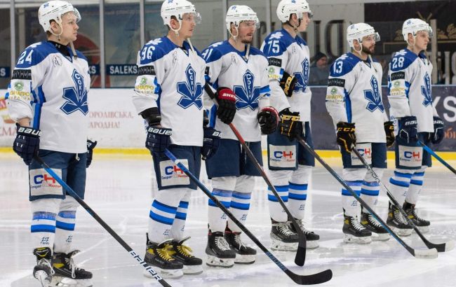 "Сокіл" перемогою над "Дніпром" розпочав півфінальну серію плей-офф хокейної першості