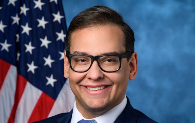 У США висунули обвинувачення скандальному конгресмену-брехуну Сантосу