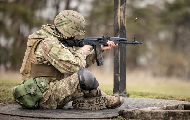 Пройшли курс вогневої підготовки. Генштаб показав нові фото навчань ЗСУ в Британії
