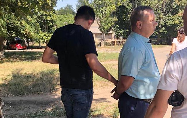 ГПУ задержала на взятке начальника Госслужбы труда Донецкой области