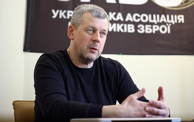 Учайкин рассказал о ситуации с петицией Порошенко о праве на оружие