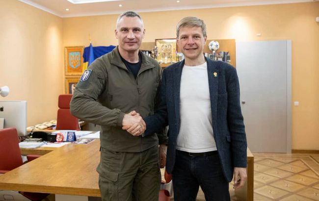 Помощь Киеву от Вильнюса составила уже полмиллиона евро, - Кличко