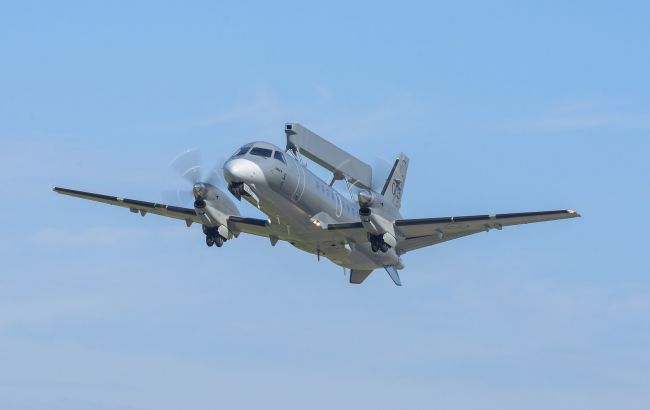 Историческая миссия. Шведские самолеты впервые пролетели возле РФ после вступления в НАТО