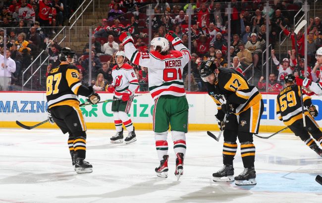 Вінгер "Нью-Джерсі" з першим хет-триком очолив топ-3 зірок вечора НХЛ: відео