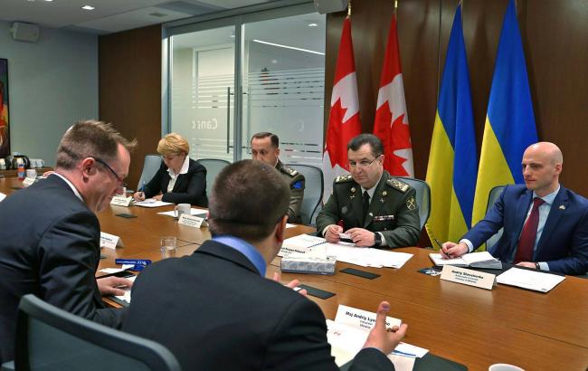 Полторак и представители оборонной индустрии Канады обсудили перспективы сотрудничества