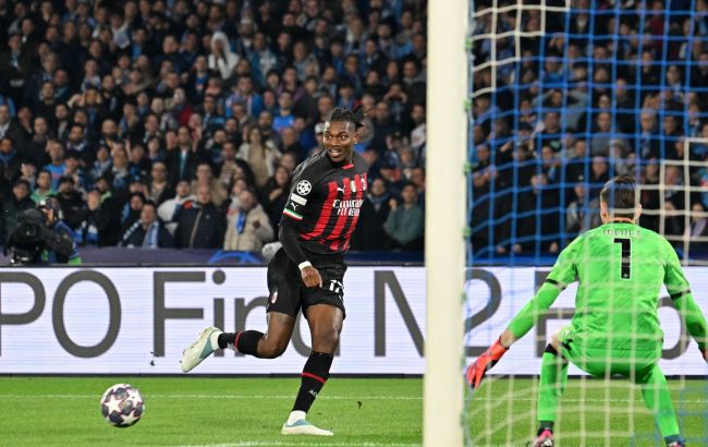 "Мілан" за сумою двох матчів переграв "Наполі" та вийшов до 1/2 фіналу ЛЧ