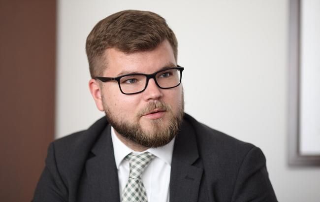 Кабмин утвердил контракт с главой "Укрзализныци"