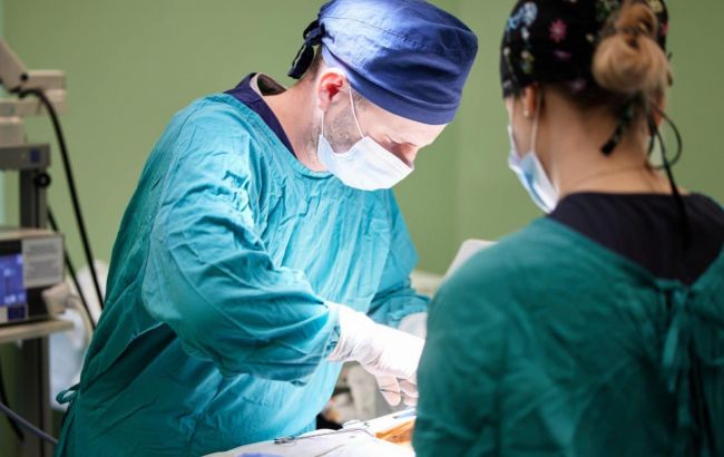 Виявили гігантську кісту: у Львові терміново рятували новонароджену дівчинку