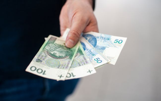 Злотий подорожчав до гривні