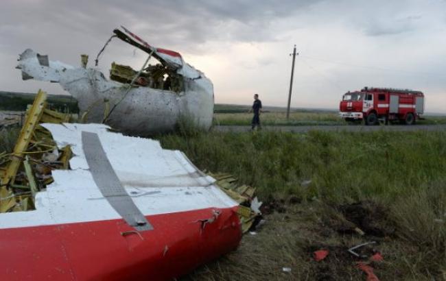 С места крушения малазийского Boeing вывезено около двух тонн мелких обломков