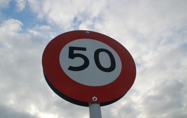 В первый день лета водители в Киеве превысили скорость почти 60 тысяч раз