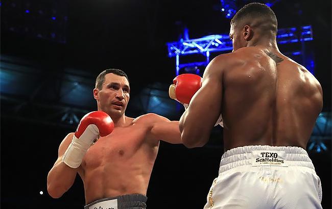 Поединок Кличко - Джошуа признан лучшим боем 2017 года по версии Fightnews